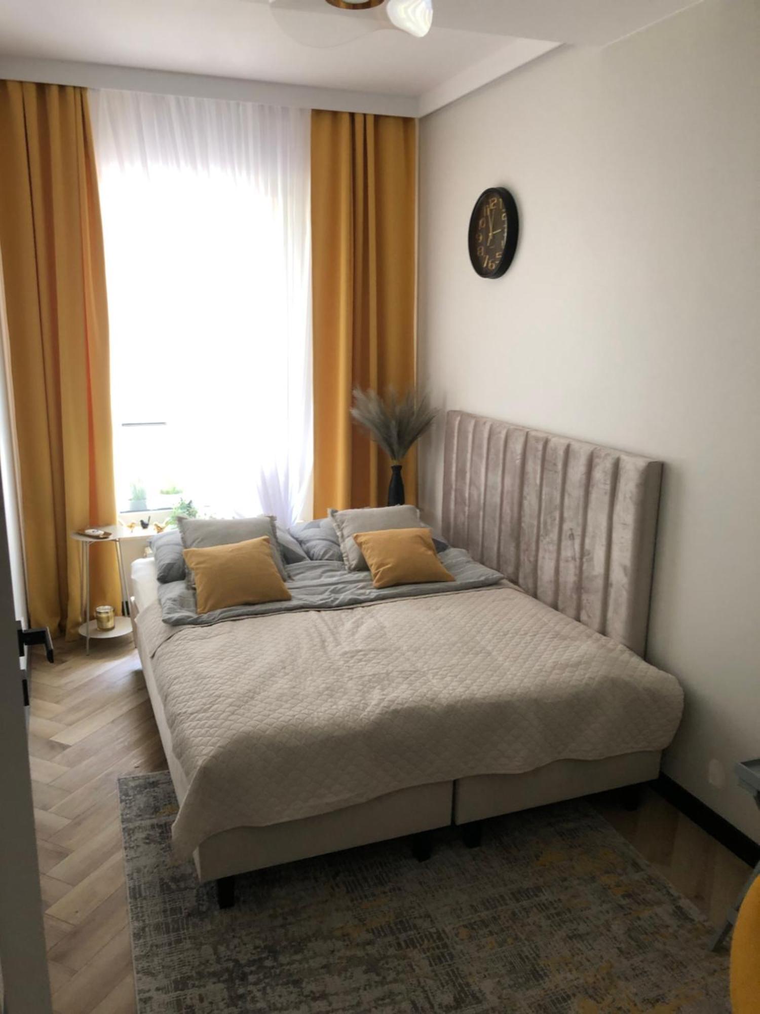 Komfortowe Apartamenty Kielce Klonowa ,Ogrodek, Garaz Podziemny, Samodzielne Wejscie Na Kod 24H Buitenkant foto