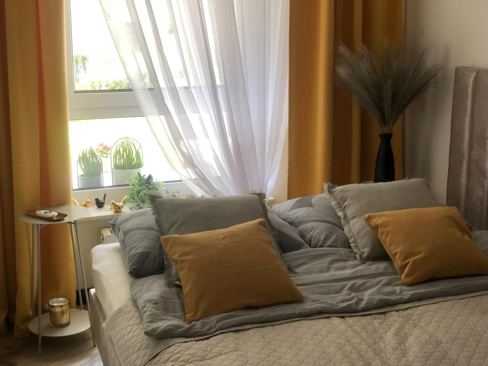 Komfortowe Apartamenty Kielce Klonowa ,Ogrodek, Garaz Podziemny, Samodzielne Wejscie Na Kod 24H Buitenkant foto
